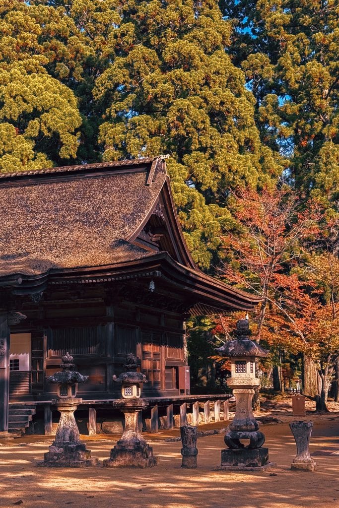 Your Guide to Visiting Koya-san: Japan’s Sacred Mountain - Mia's Travel ...